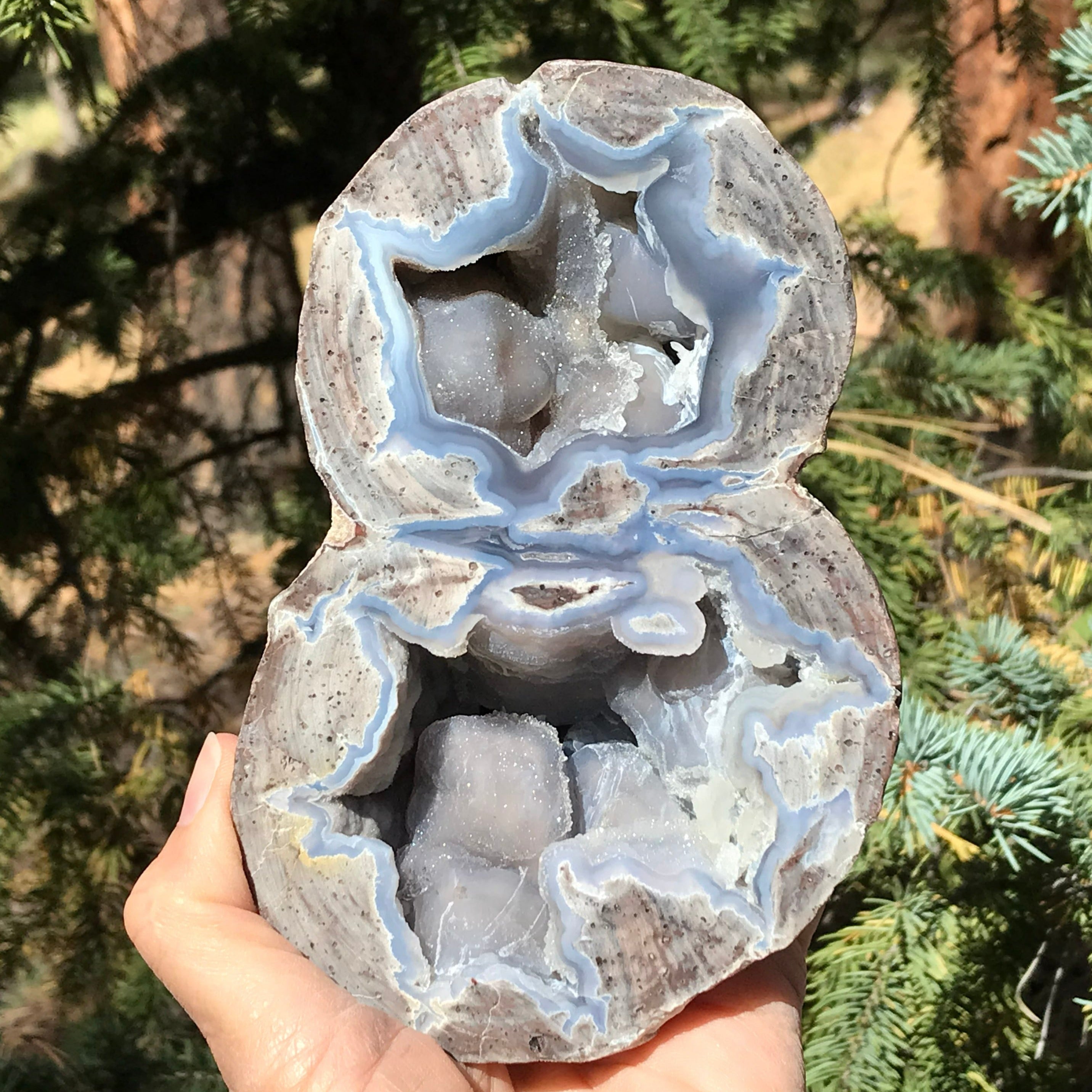 Double Chamber Dugway Geode