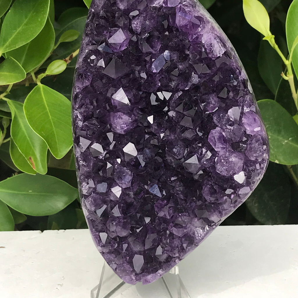 Brilliant Crystal Faced Amethyst Plate