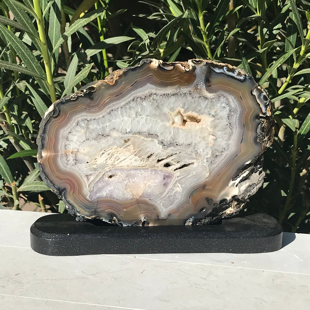 Complete Round of Agate Slab