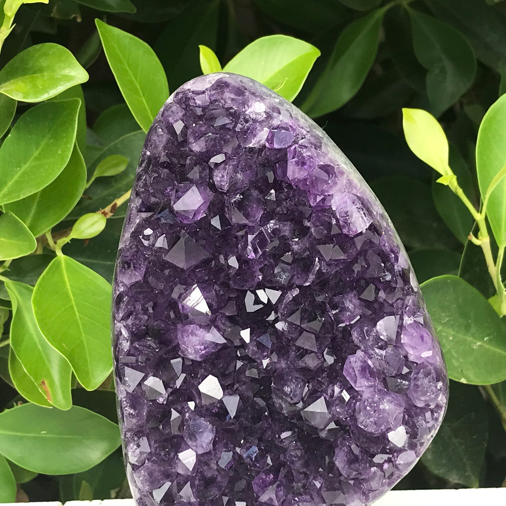 Brilliant Crystal Faced Amethyst Plate