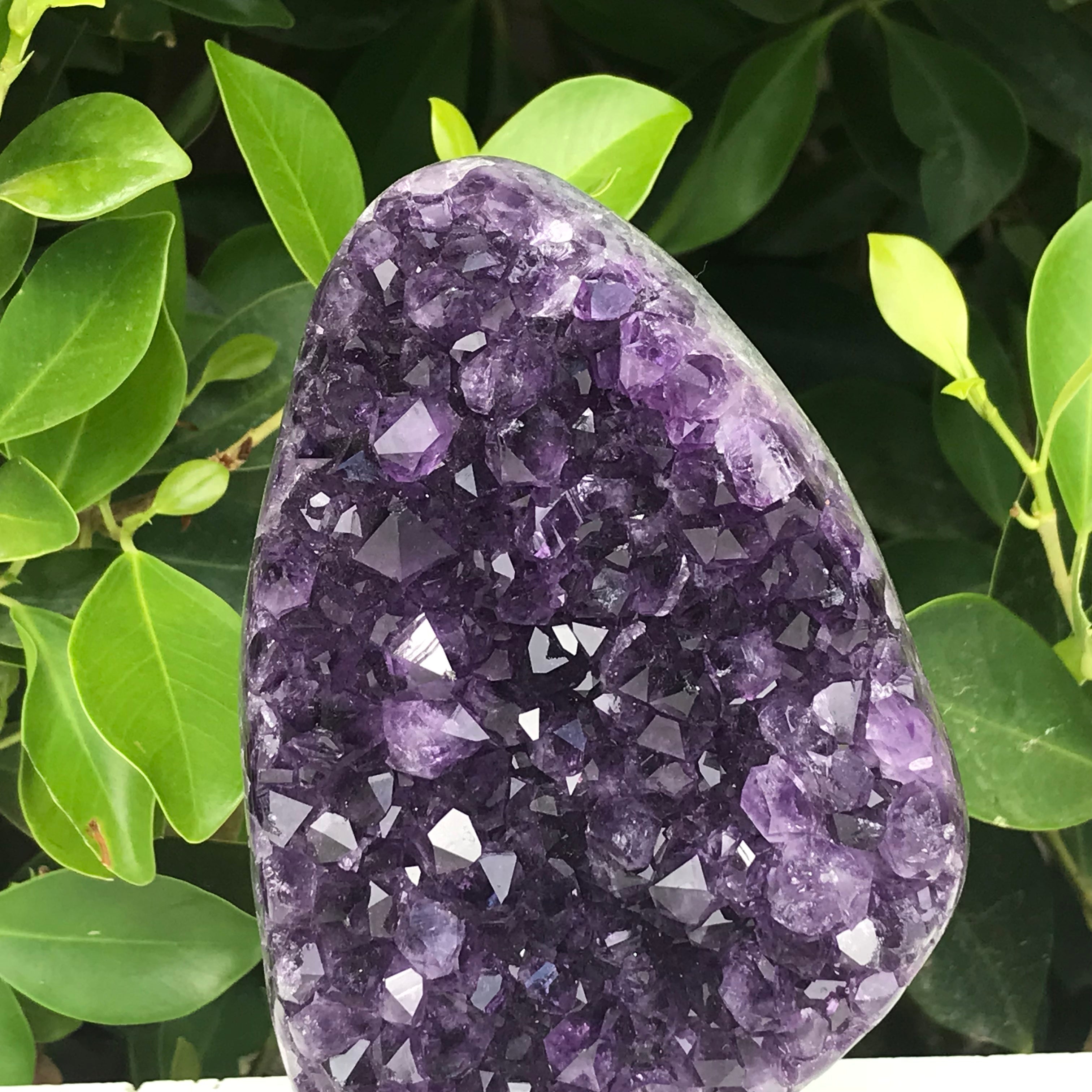 Brilliant Crystal Faced Amethyst Plate