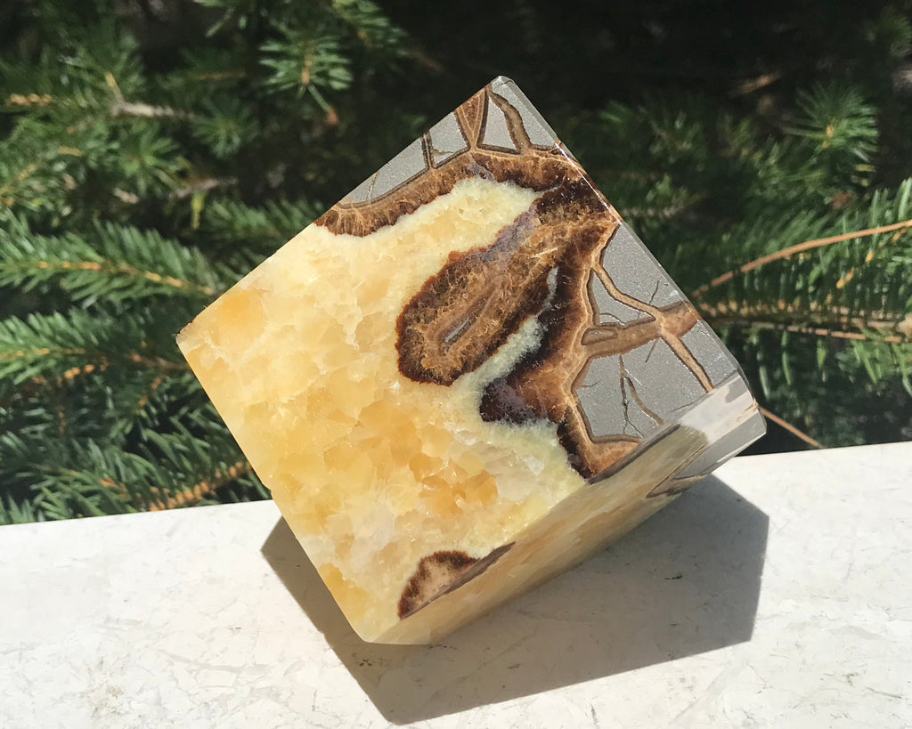 Crackle Patterned Septarian Cube