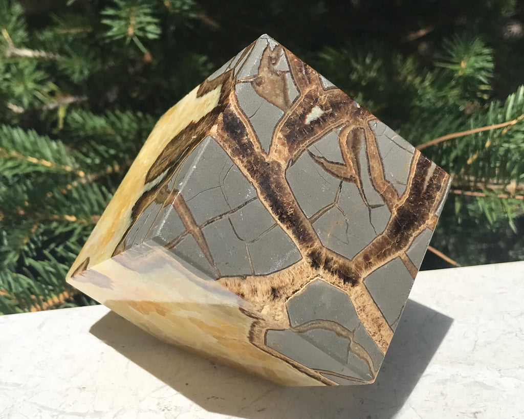 Crackle Patterned Septarian Cube