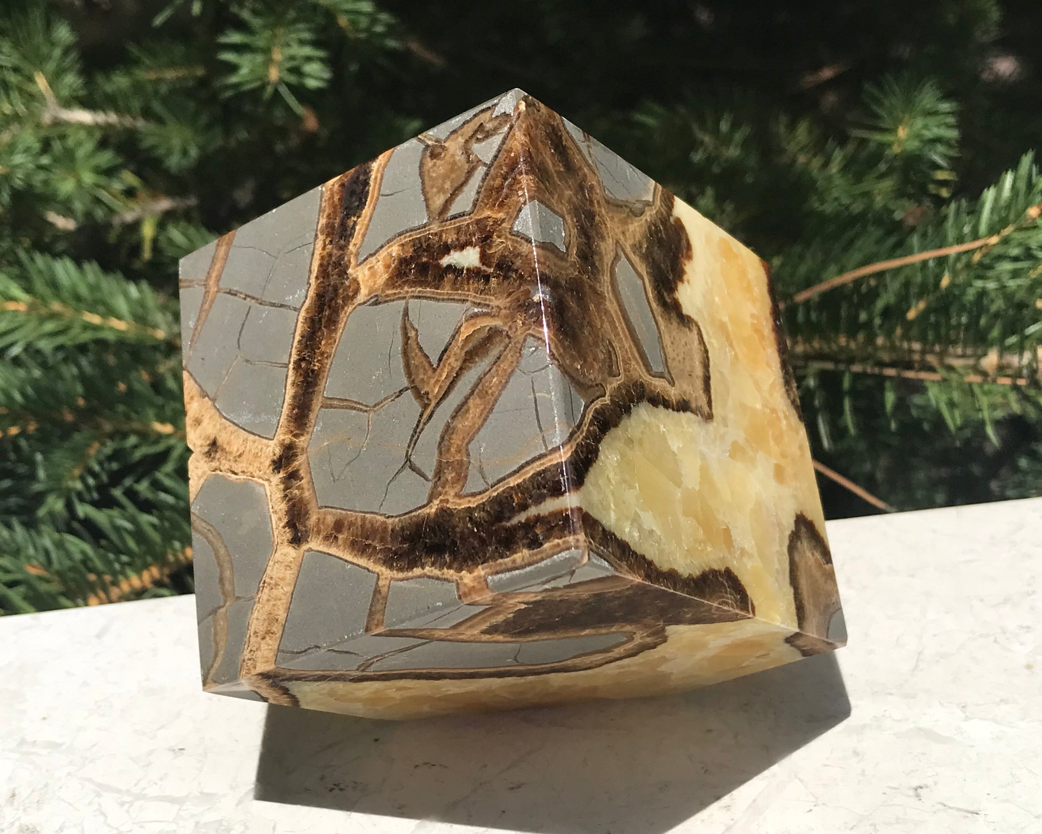 Crackle Patterned Septarian Cube