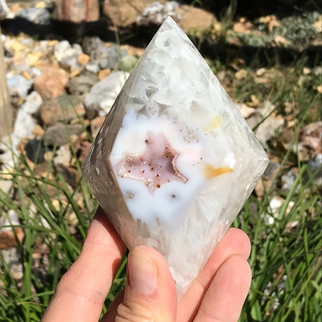 Great Sparkle and Pastel Shades Agate Diamond