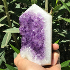Amethyst Faced Obelisk