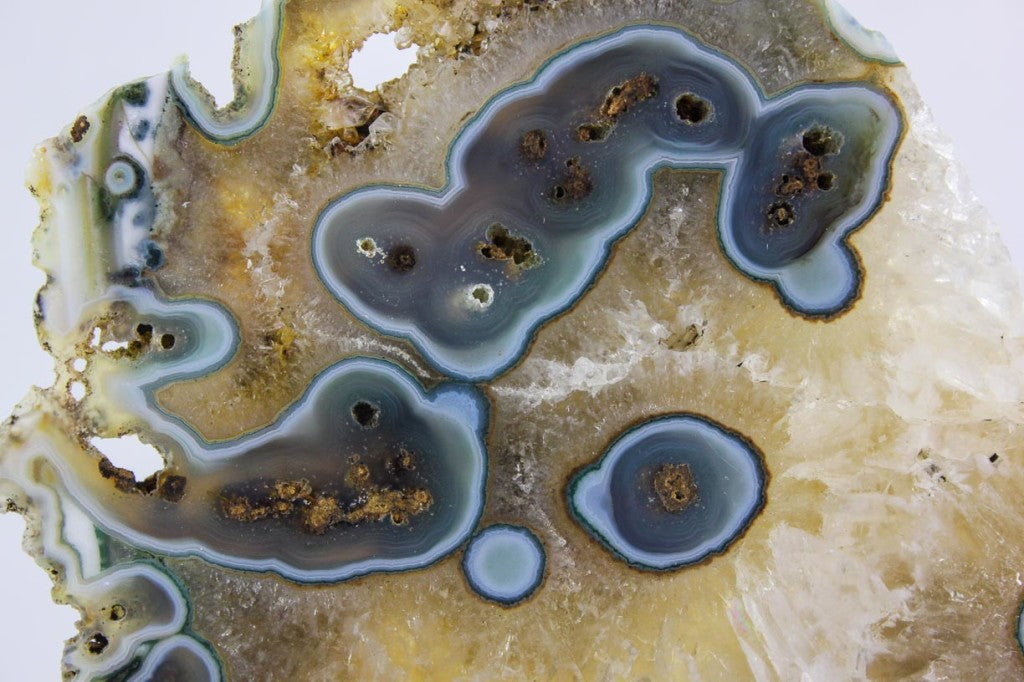 Quartz/Amethyst w/ Eyes