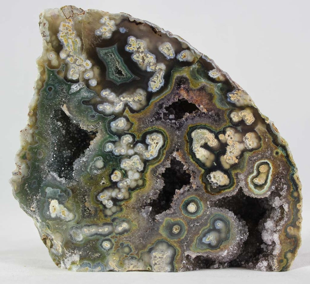 Amethyst/Quartz on Agate