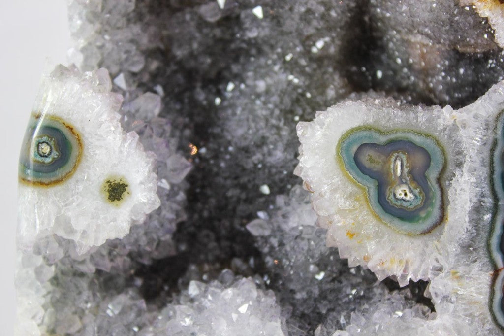 Uruguayan Agate w/Eyes & Quartz