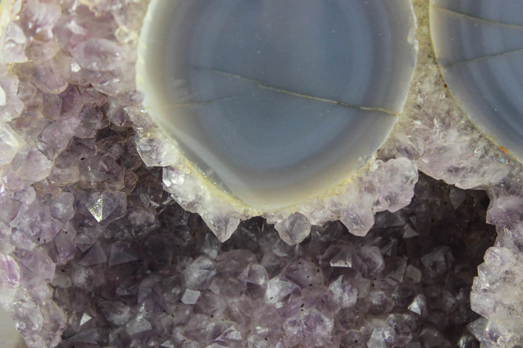Polished Agate w/Eyes & Amethys