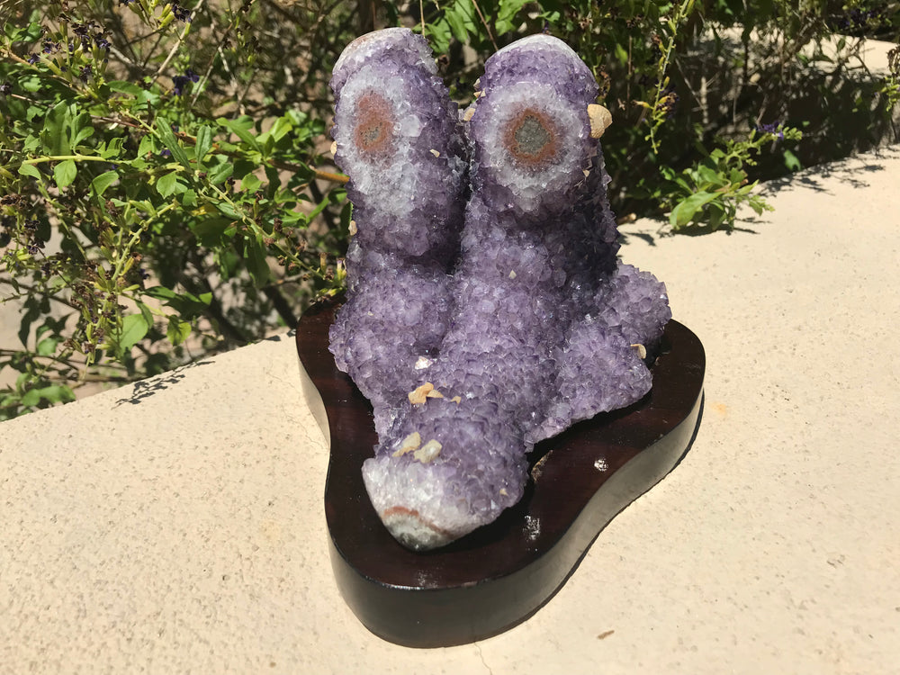 Eyes of Agate and Calcites on Amethyst Cluster