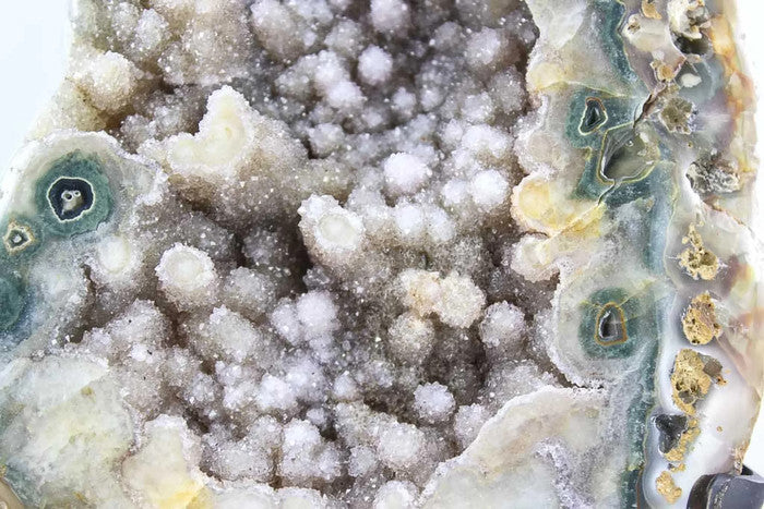 Uruguayan agate w/ druzy quartz