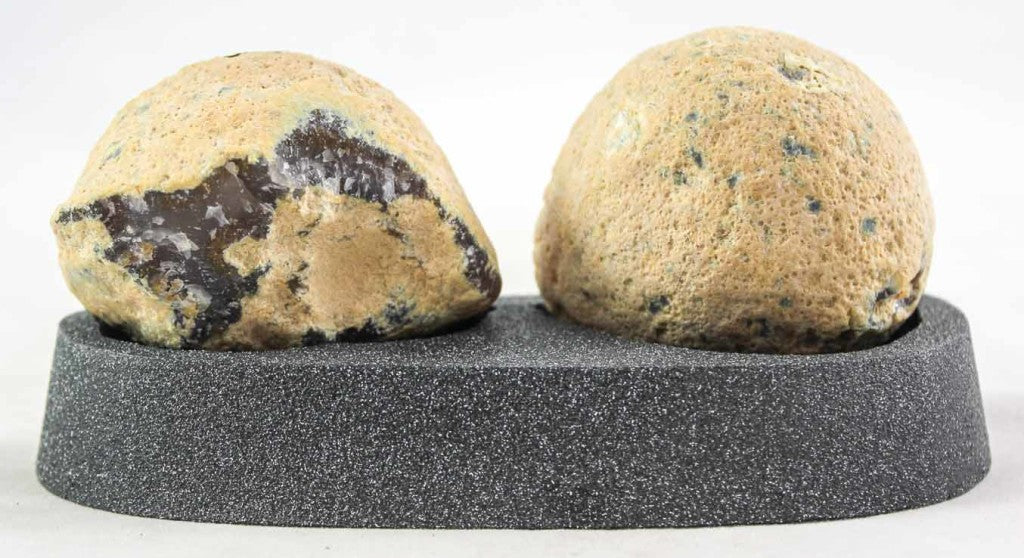 Waterline Agate Pair w/ Crystal