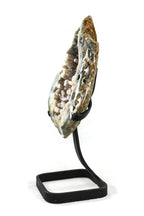 Uruguayan agate w/ druzy quartz