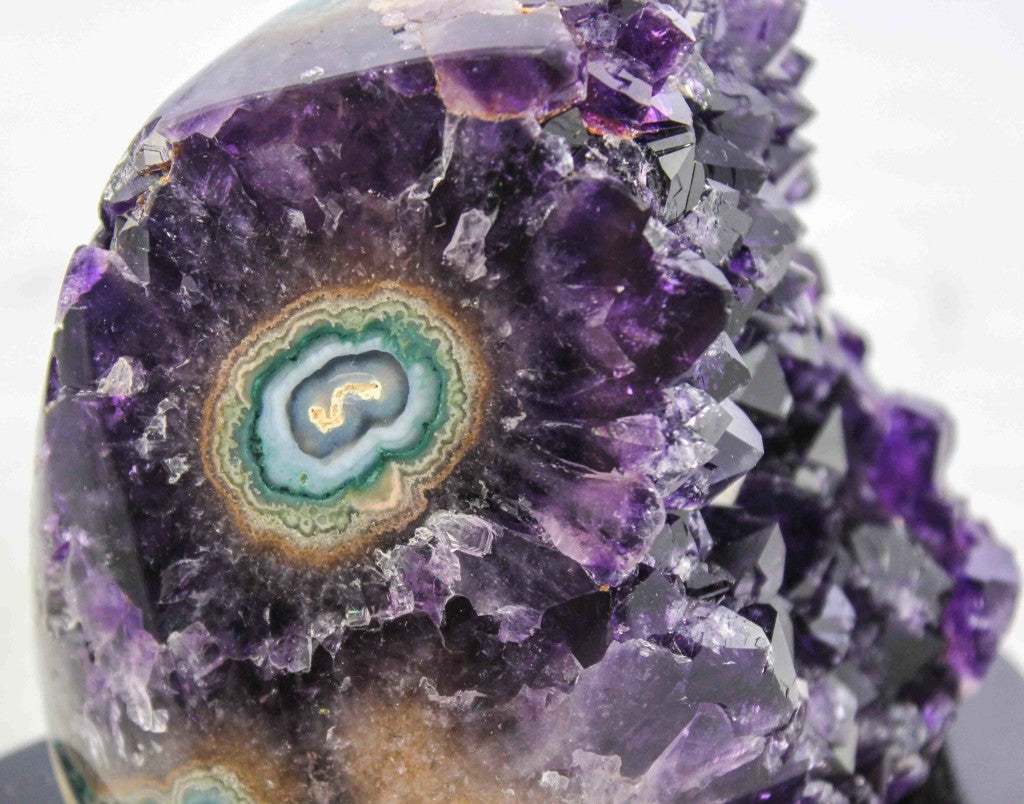 Uruguayan Amethyst w/ Eye