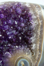 Uruguayan Amethyst w/ Eyes
