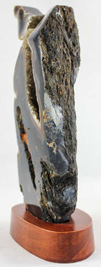 Brazilian Agate w/ Crystals