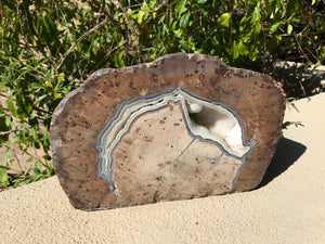 Lavender Banded Dugway Geode
